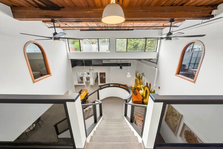 25-web-or-mls-LLP_MWC08229_compressed